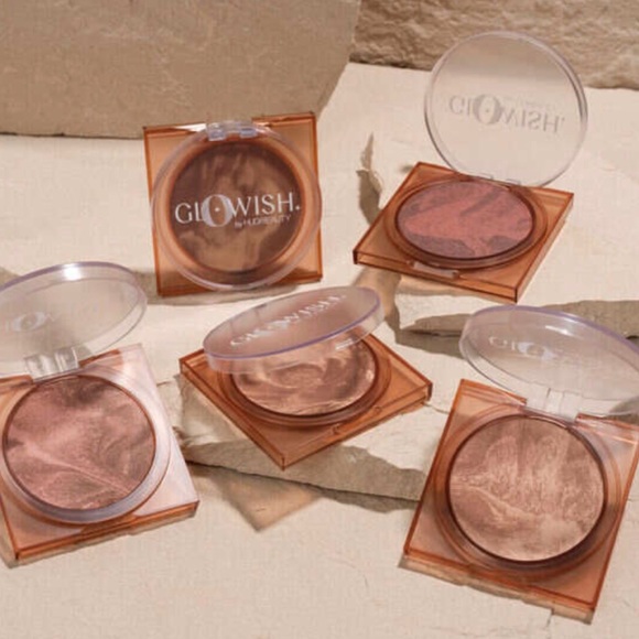 GLOWISH BY HUDA BEAUTY SOFT RADIANCE BRONZING POWDER COLOR 02 MEDIUM - Picture 2 of 10